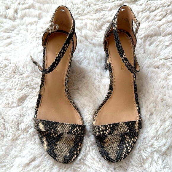 Snake Print Block Heels - Picture 2 of 5